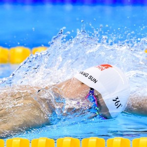 爱游戏在线玩-西甲激烈争夺，精彩进球频频刷新画面，西甲进球集锦